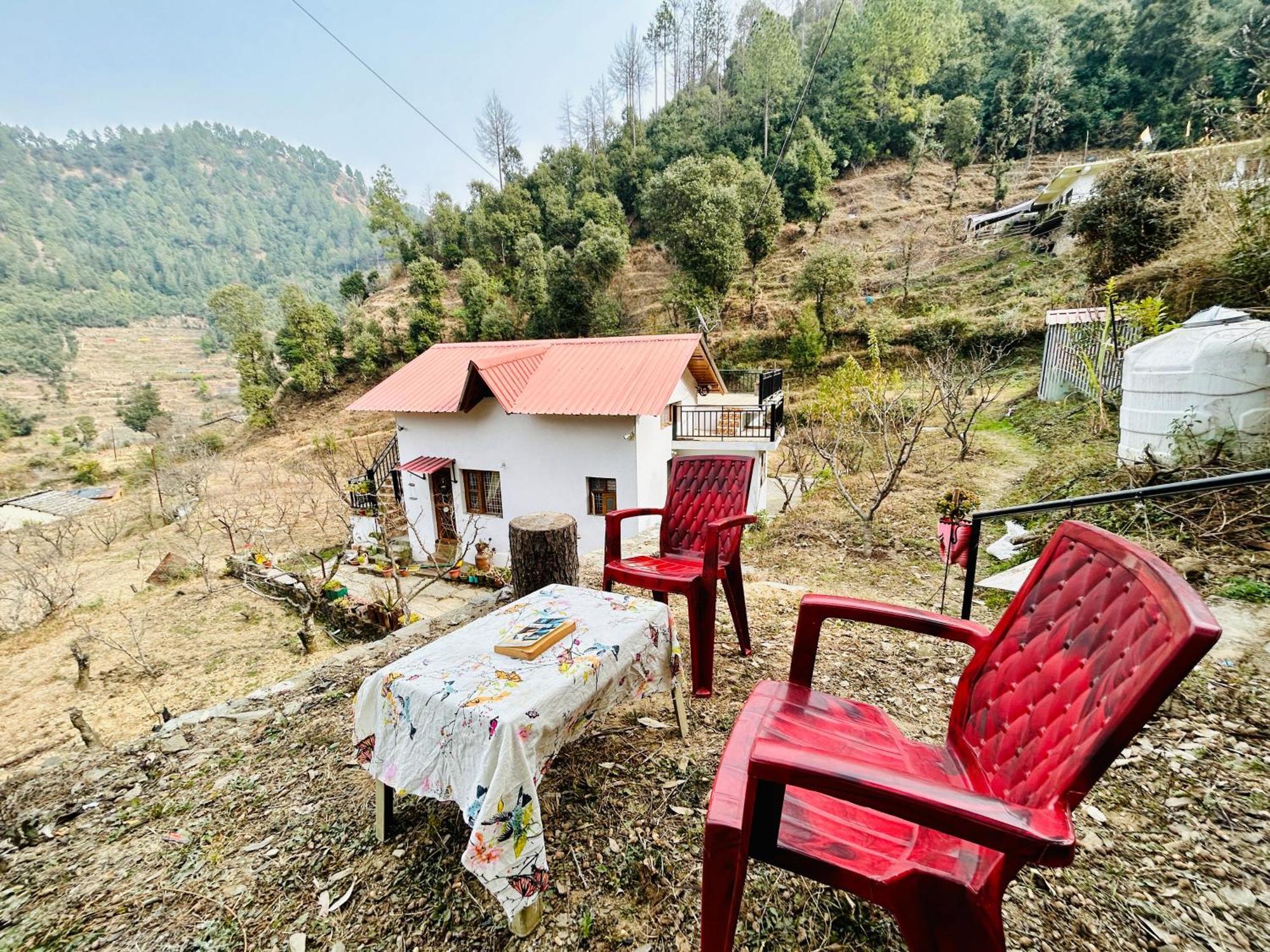 Love'S Farm, Cottage In Ramgarh Exteriör bild