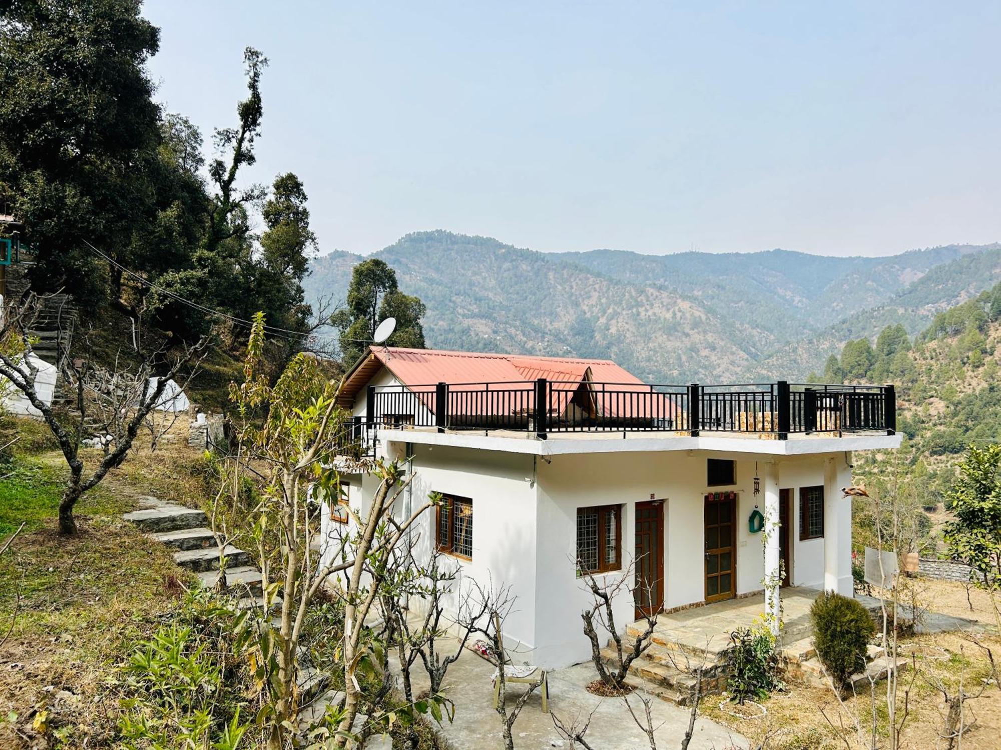 Love'S Farm, Cottage In Ramgarh Exteriör bild